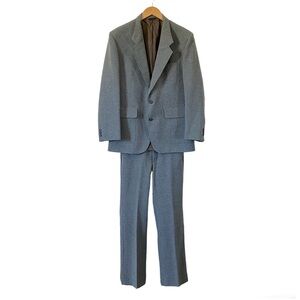 Vintage Pantsuit LEVIS Action Suit Gray Polyester Blazer Slacks Retro Mens 42R